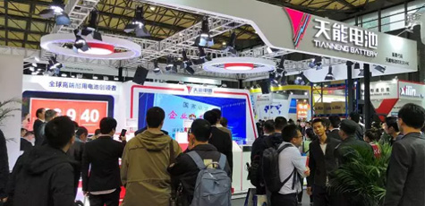 惊艳！热博rb88·(中国)集团“黑科技”扎堆亮相上海·2018亚洲物流展